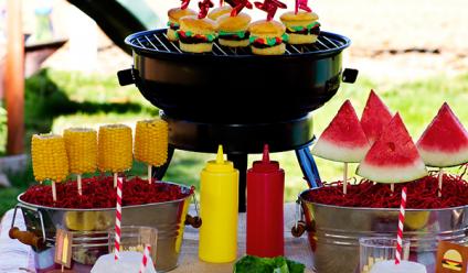 summer-bbq-party-table